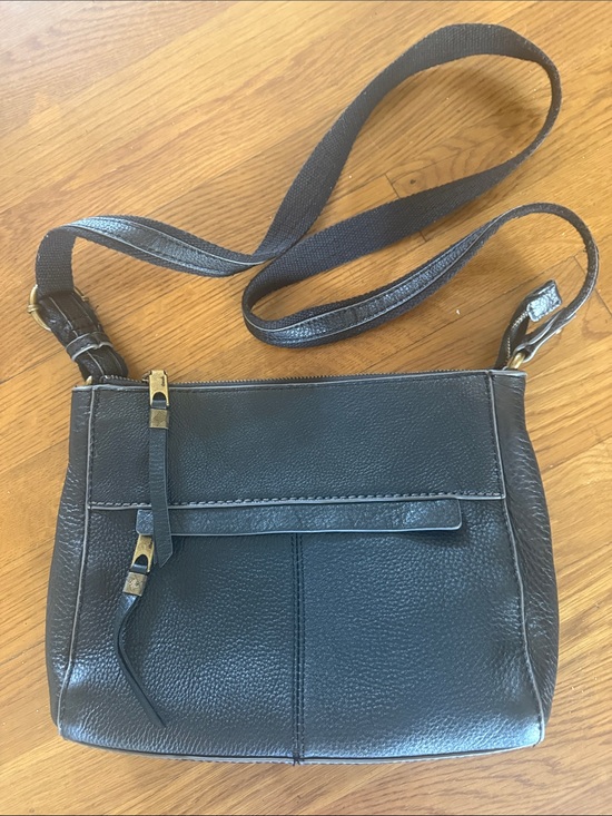 Handbags - THE SAK ALAMEDA Crossbody black leather tote excellent condition.